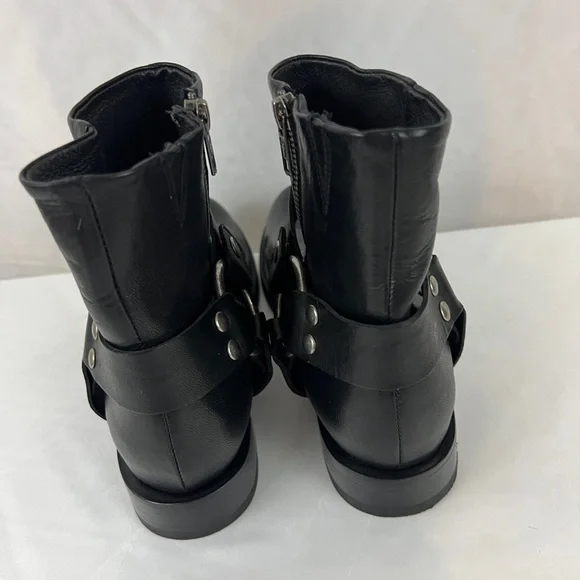 New Frye Veronica Flex Harness Short Boots Size 9